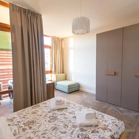 Apartamento Loggia 27 Three-room *